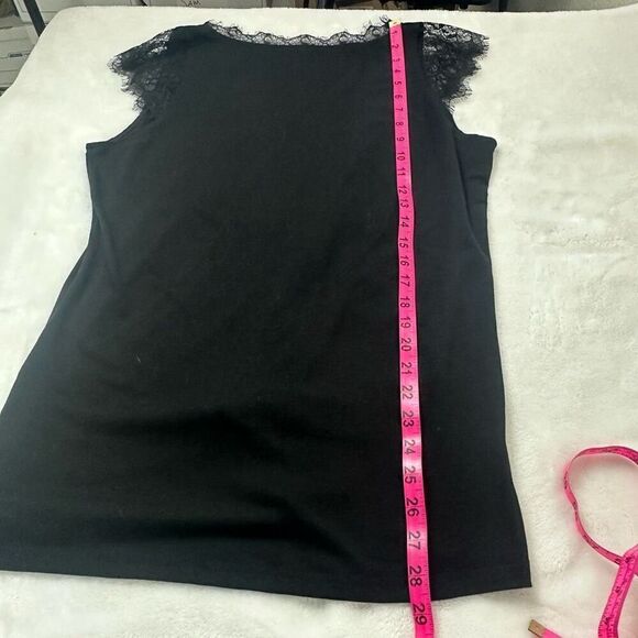 Boutique Women's L Lace Trim Flutter Sleeve VNeck Top Black Sophisticated Basic - Picture 9 of 9